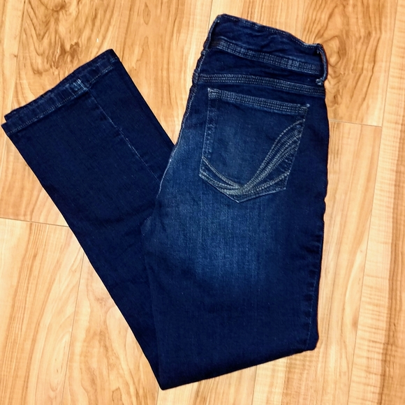 Jeans - Picture 1 of 5